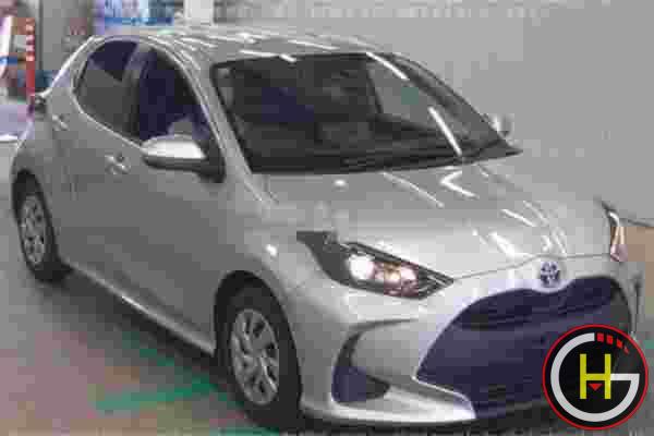 TOYOTA Yaris X true HV